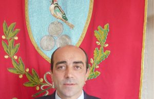 (Il Punto – di Geppy Barisciano) CARDITO – “Diciamo la verità, tre staffisti mediocri, specchio della nostra amministrazione”