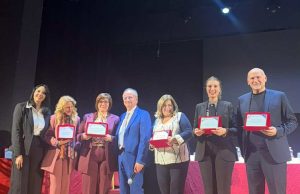 “Adolescenti in ascolto”, successo per la formazione genitoriale al Teatro Italia di Acerra