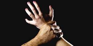 Violenza di genere, l’ultimo incontro per chiarire: arrestato 38enne a Torre del Greco