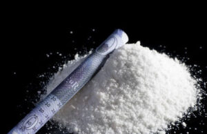 Pozzuoli, cocaina nascosta in un pacco di biscotti: sventata consegna a un paziente ricoverato in neurochirurgia